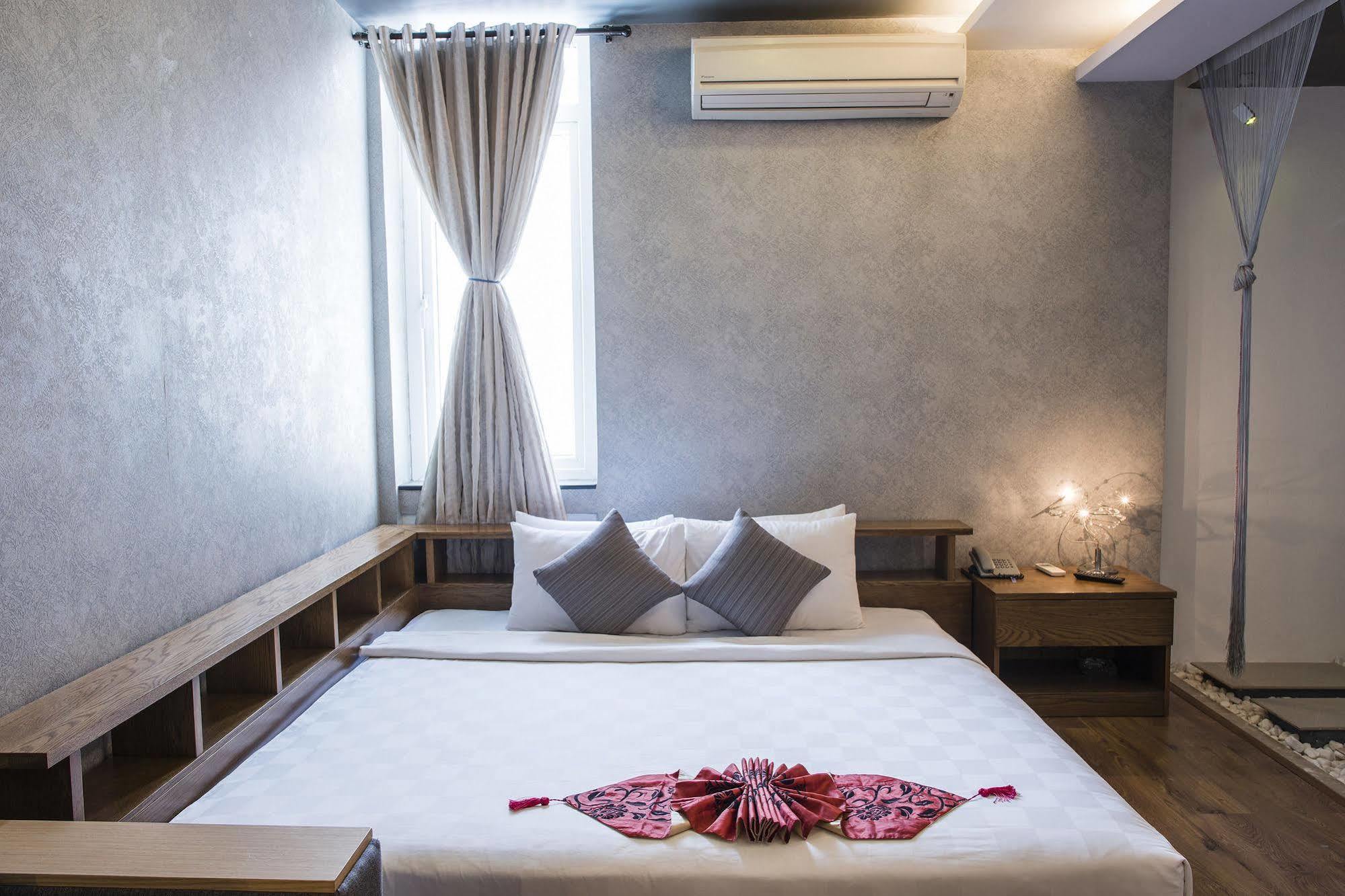 Khách sạn Valentine TP. Hồ Chí Minh